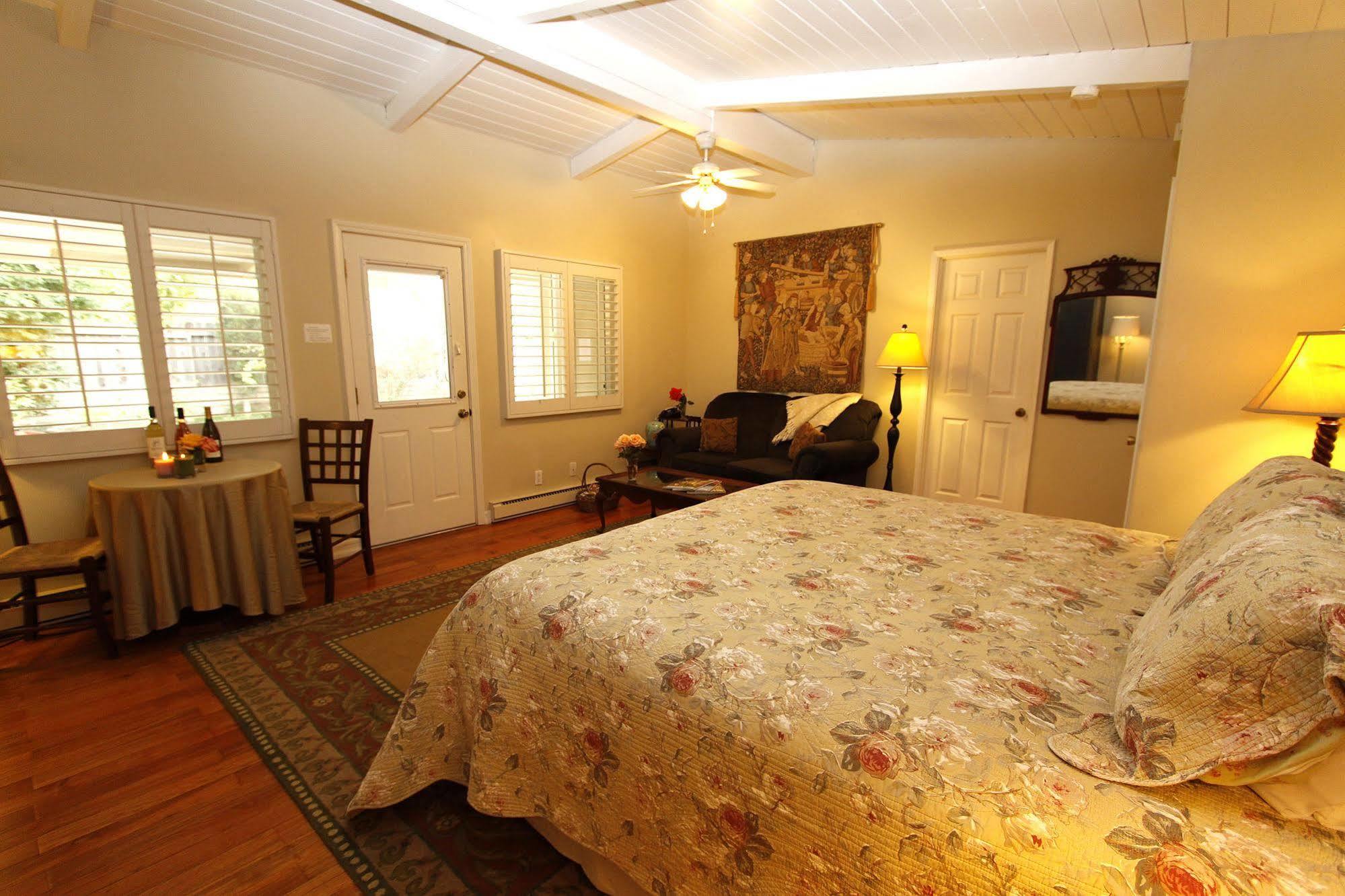 Meadowlark Inn Solvang Esterno foto